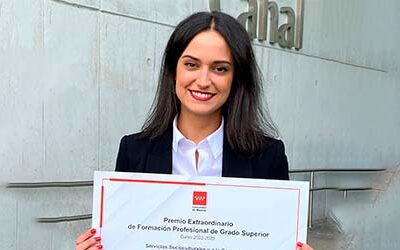 Lucía, alumna del Ponce, gana premio de Grado Superior
