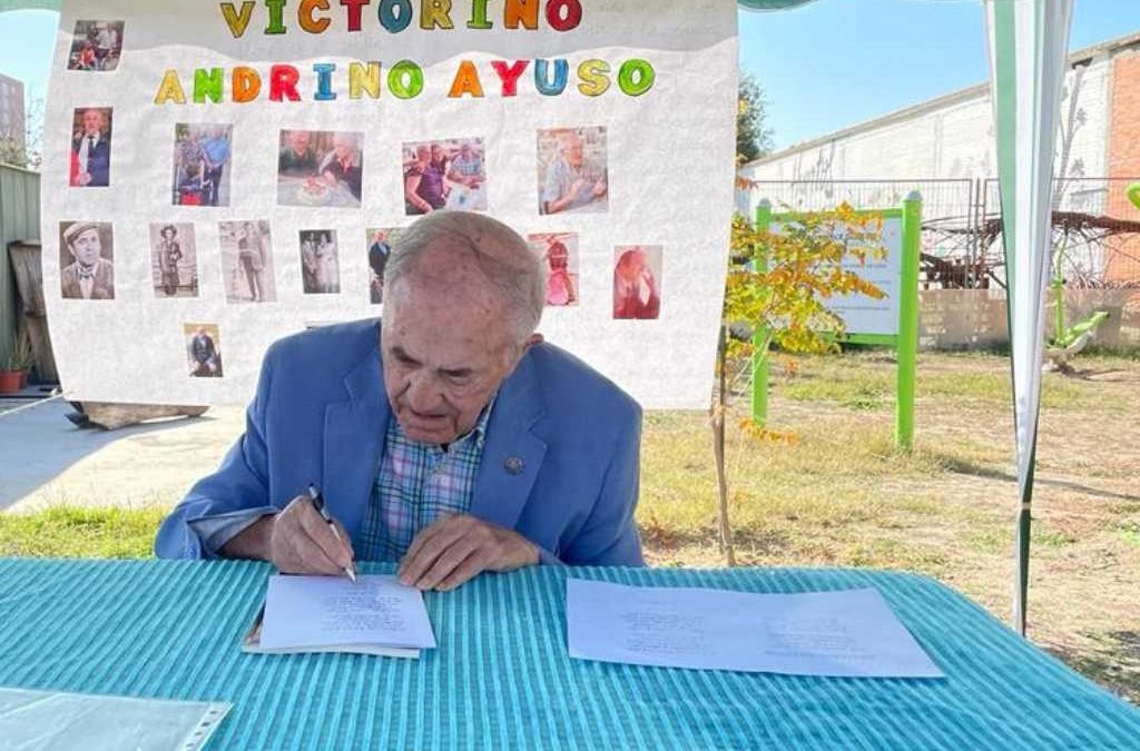 Recital de poesía de Victorino Andrino